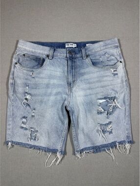 True Craft Distressed Denim Shorts Mens Size 36 Light Wash Ripped Raw Hem